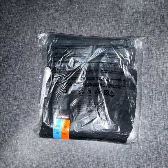 Kirkland Signature Costco Black Sweater - XXL - Soft, Cozy, & Stylish! - Picture 4 of 5